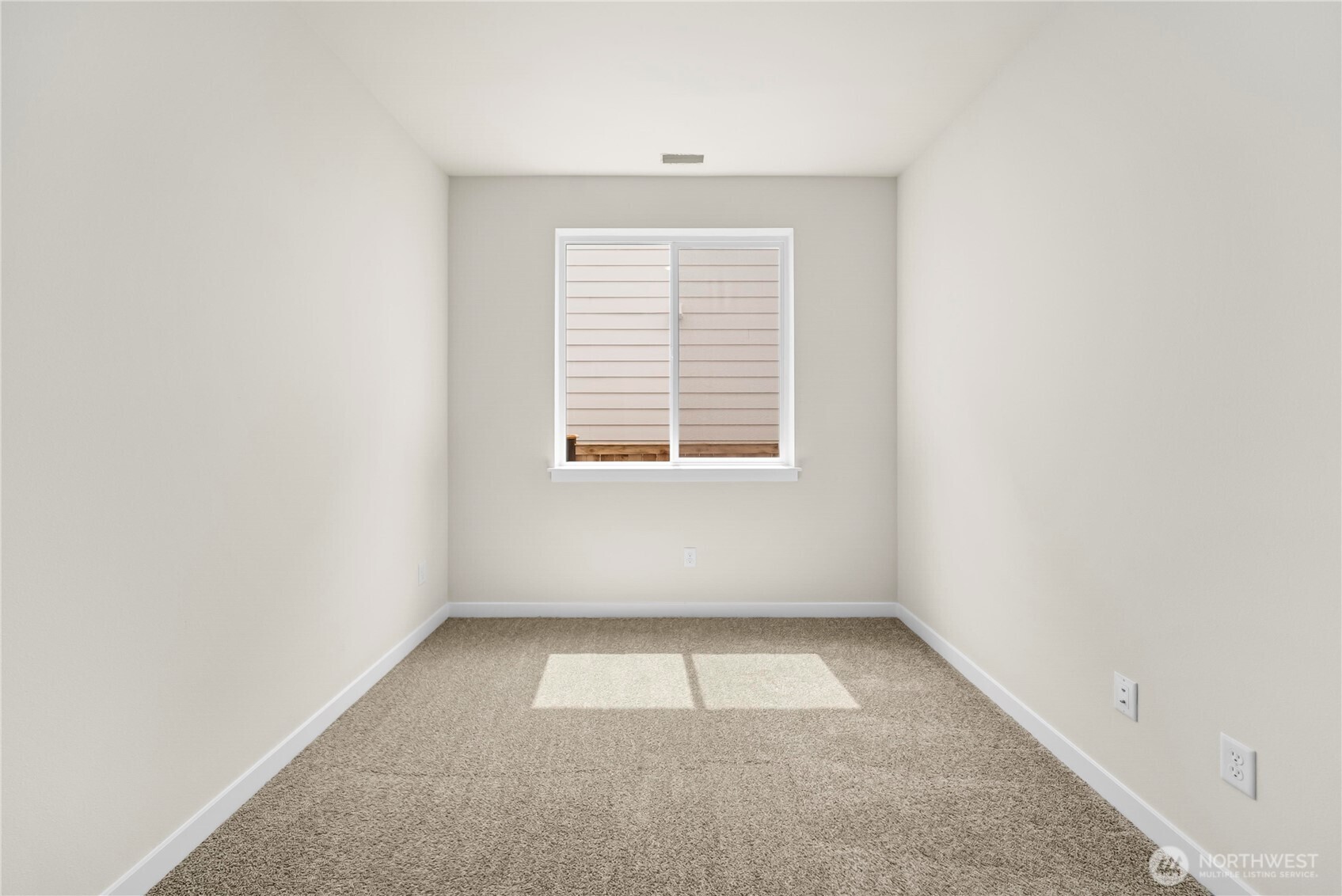 property viewer photo 7