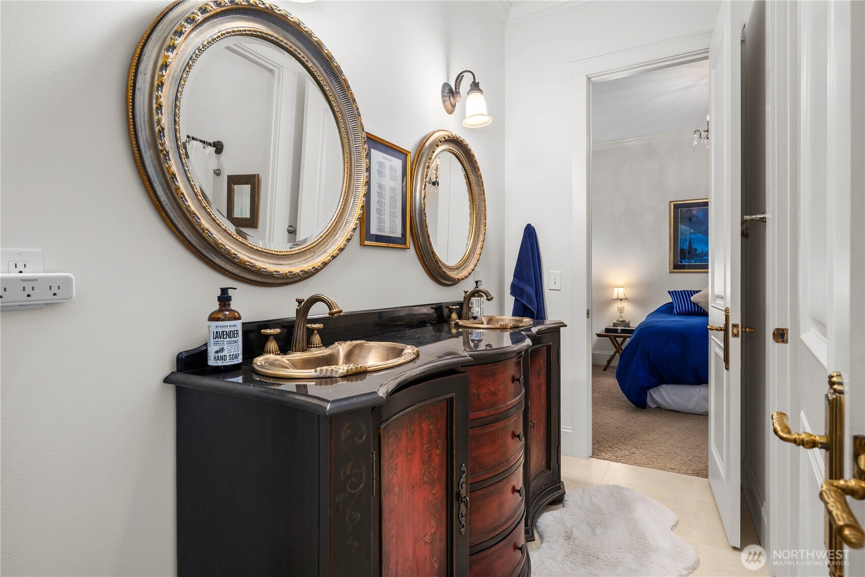 property viewer photo 18