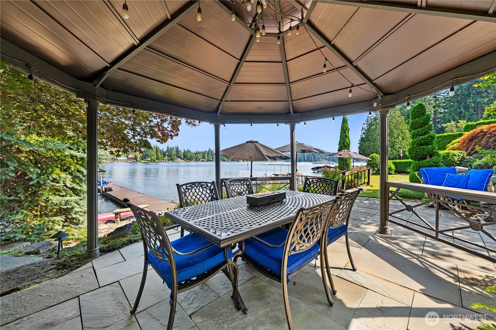 property viewer photo 23