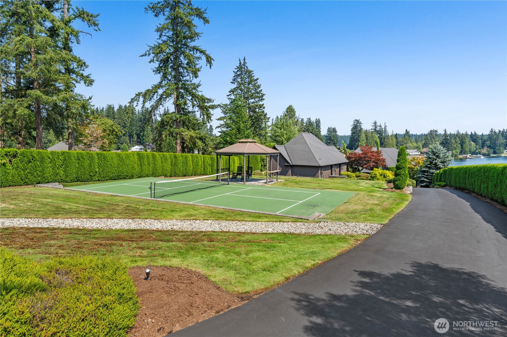 property viewer photo 35