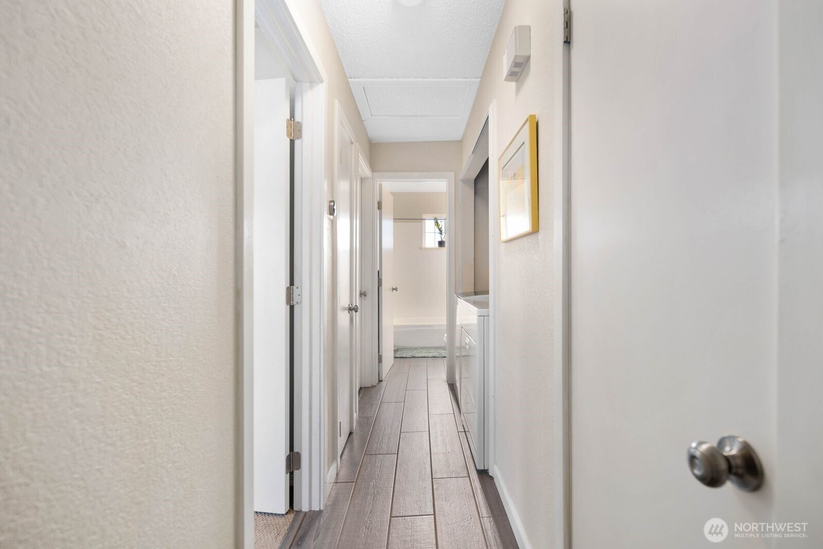 property viewer photo 11