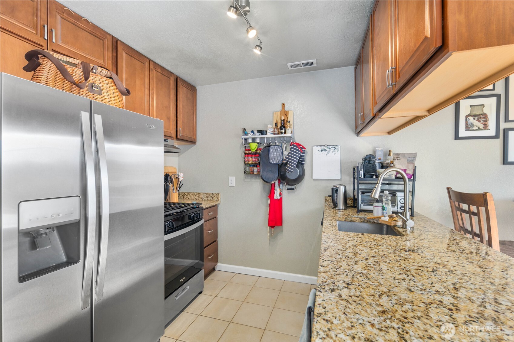 property viewer photo 5