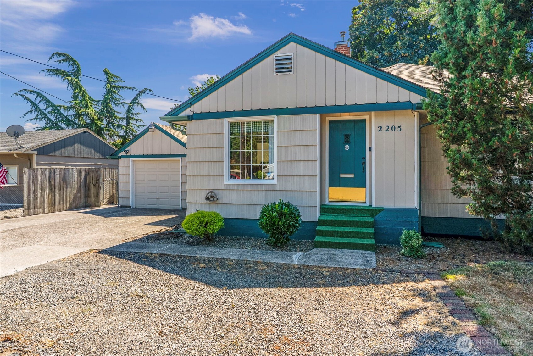 main property photo 2