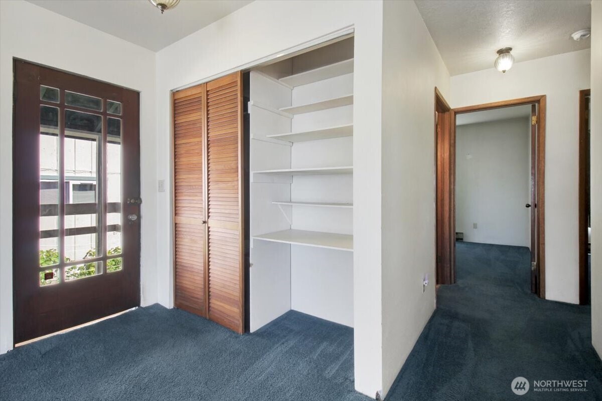 property viewer photo 6