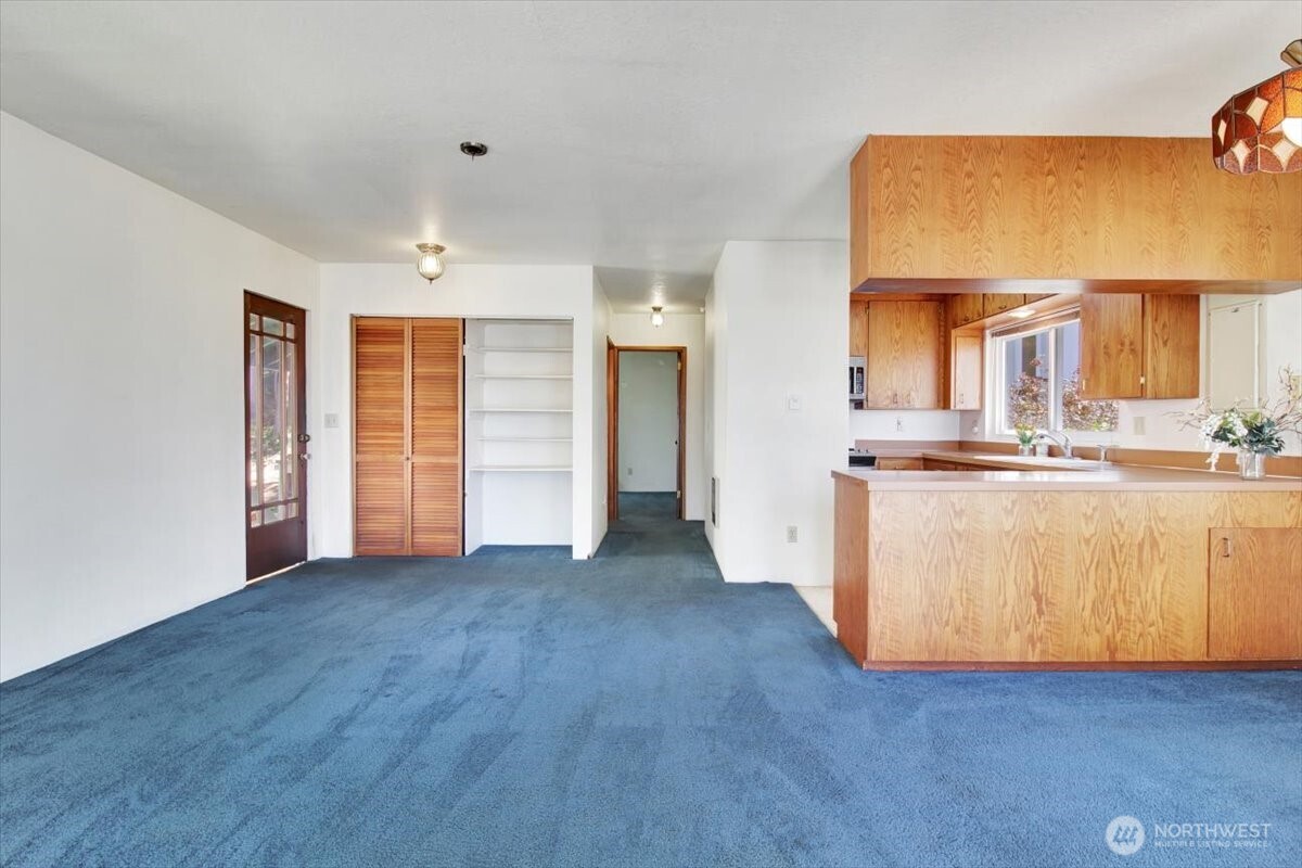 property viewer photo 7