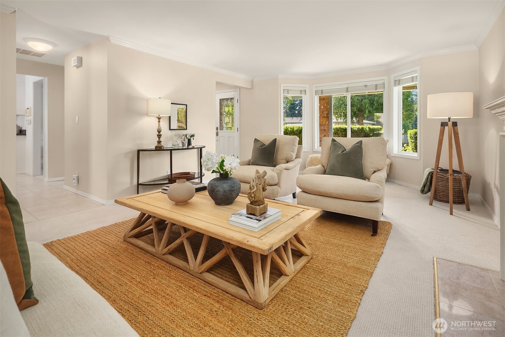 property viewer photo 2