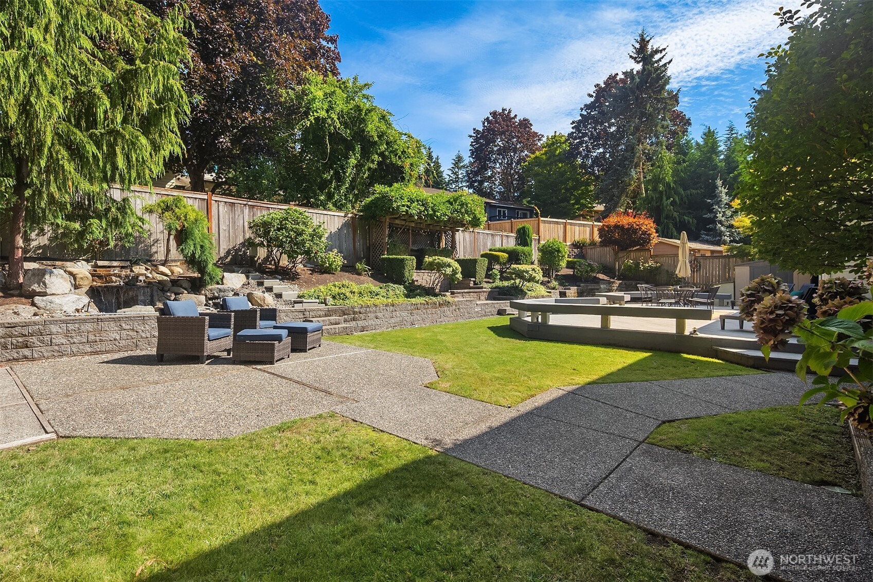 property viewer photo 25