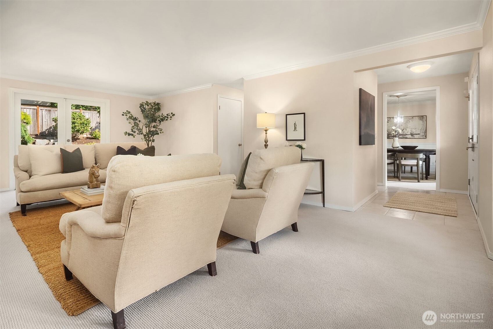 property viewer photo 4