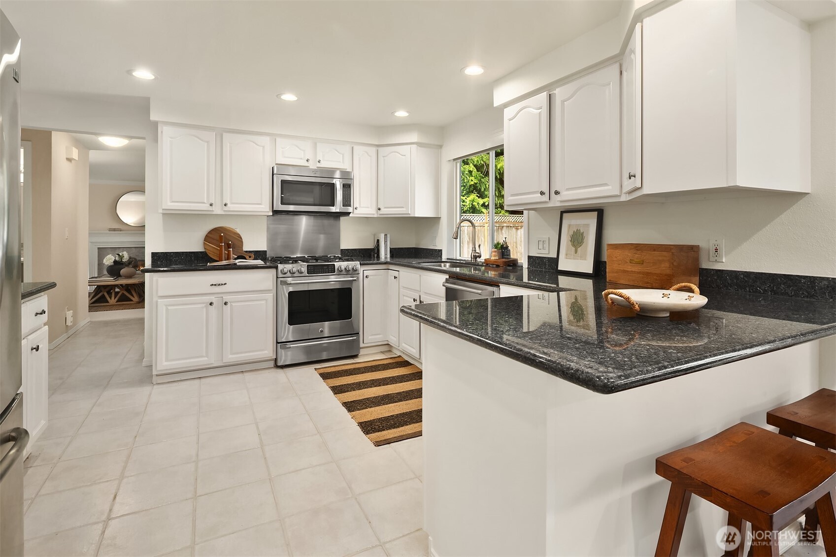 property viewer photo 8