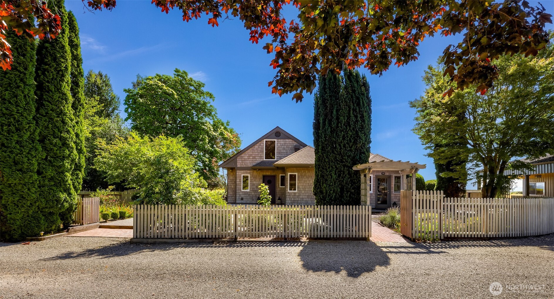 main property photo 0