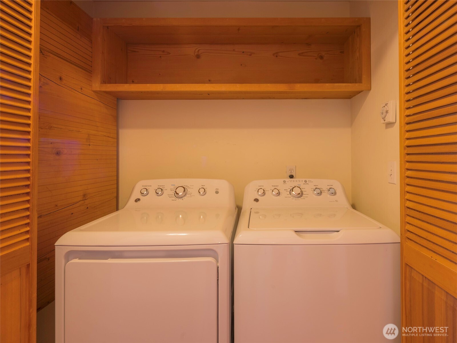 property viewer photo 15