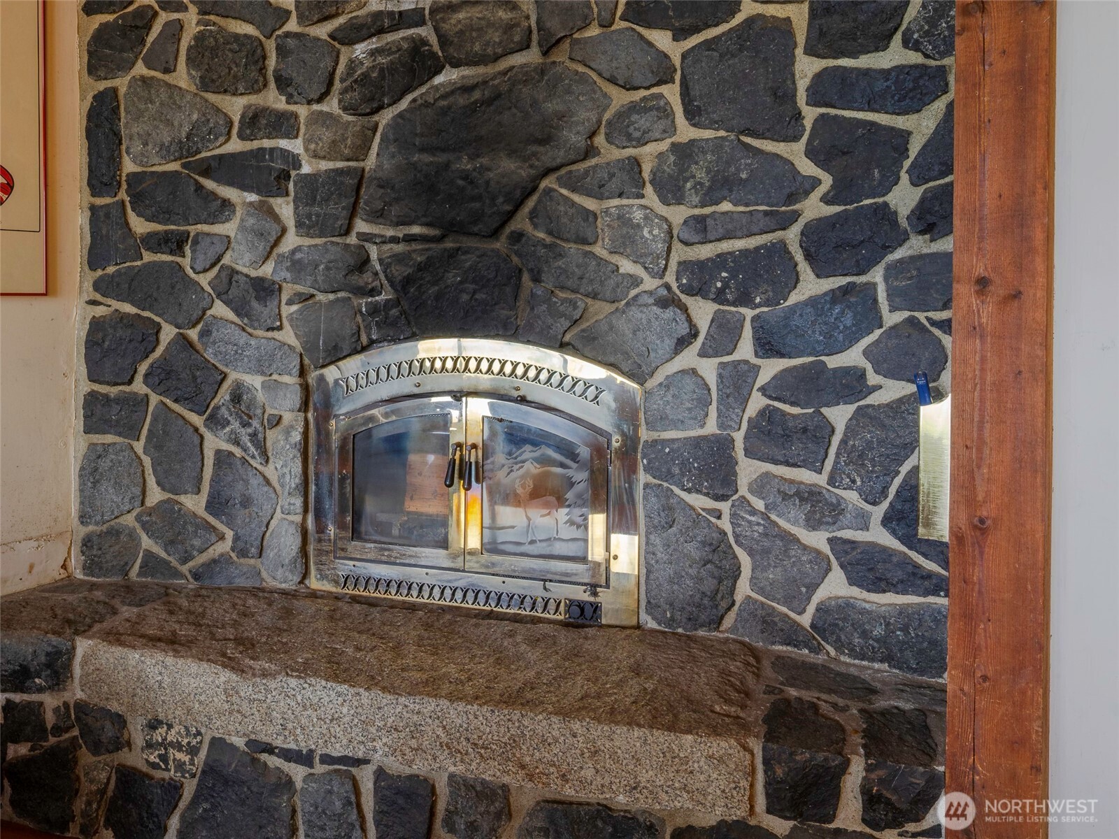 property viewer photo 8