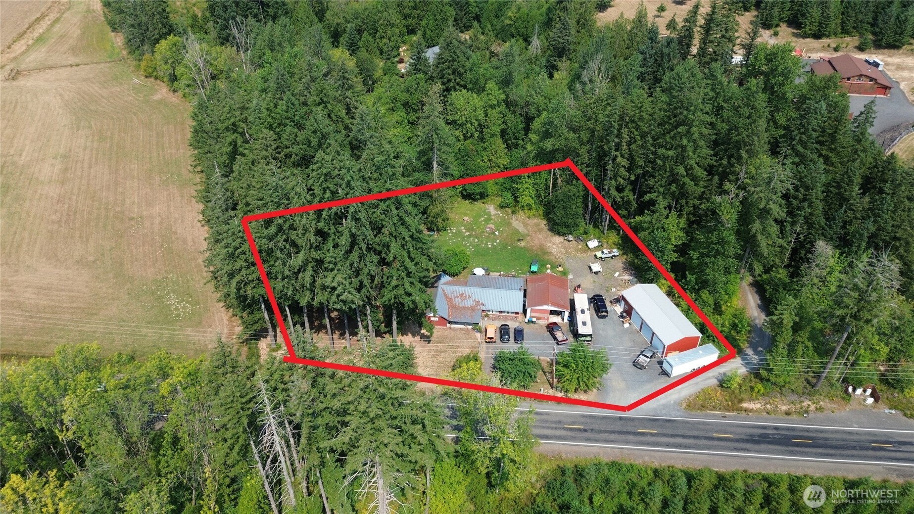 main property photo 14