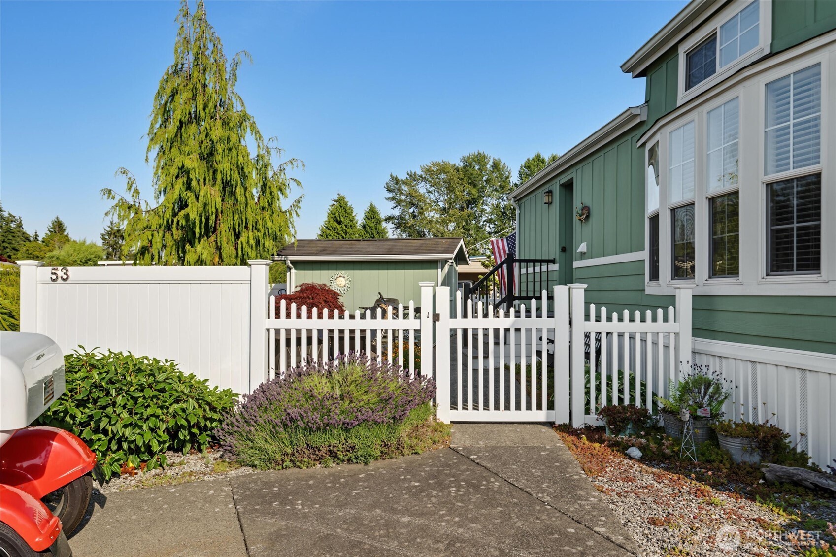 property viewer photo 22