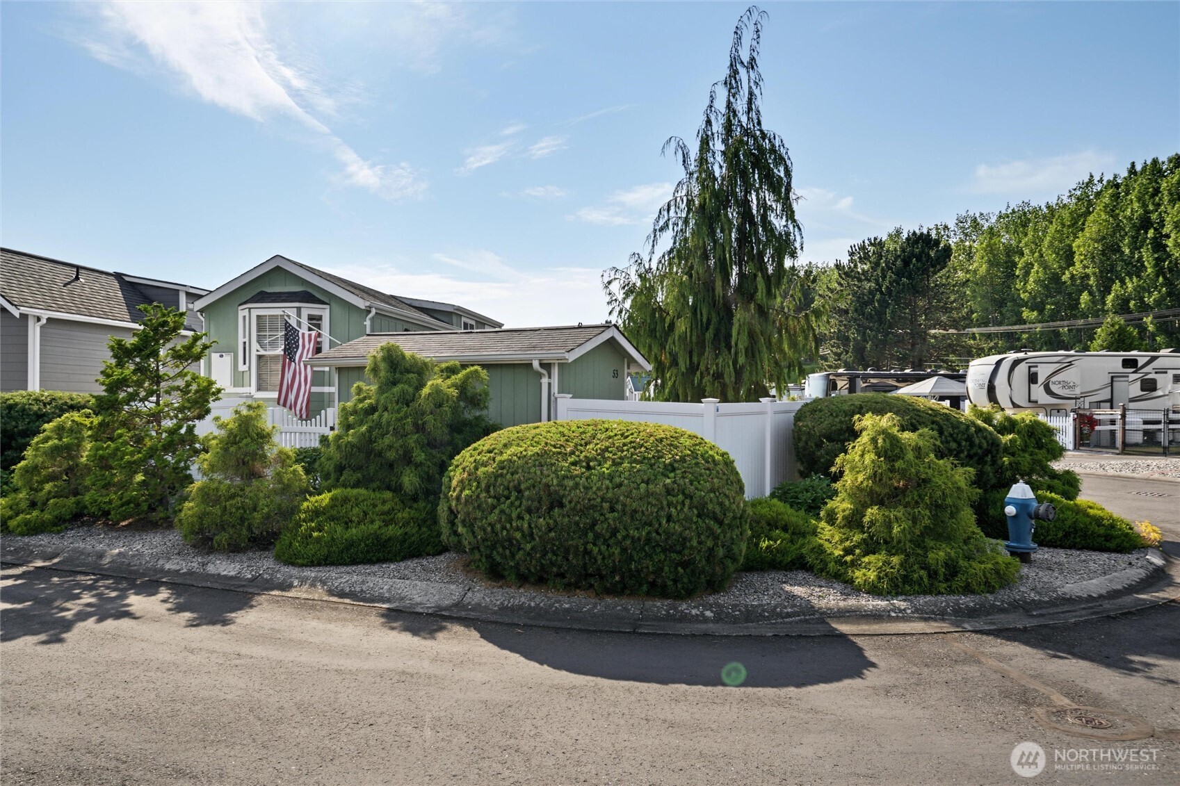 property viewer photo 23