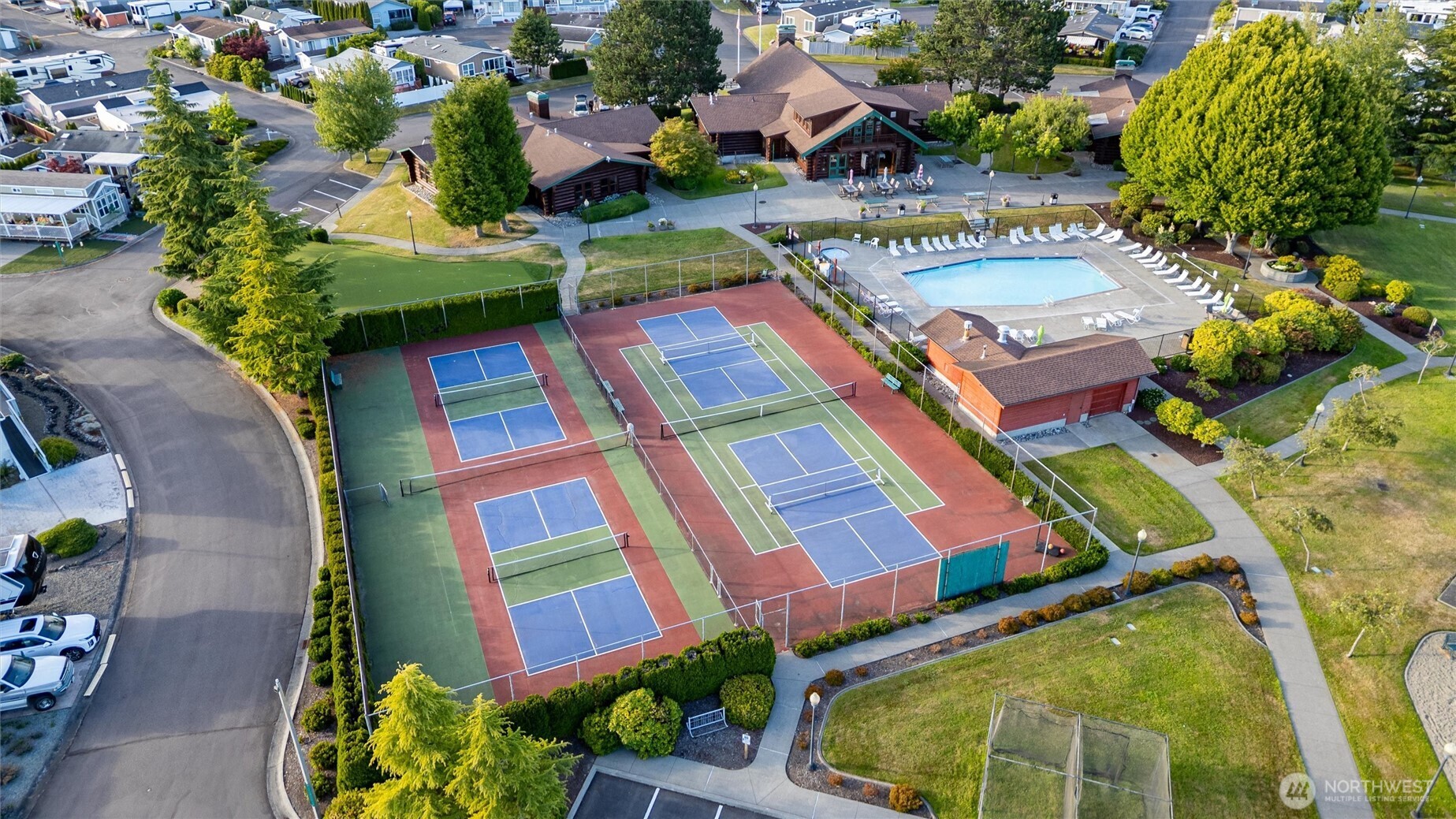 property viewer photo 25
