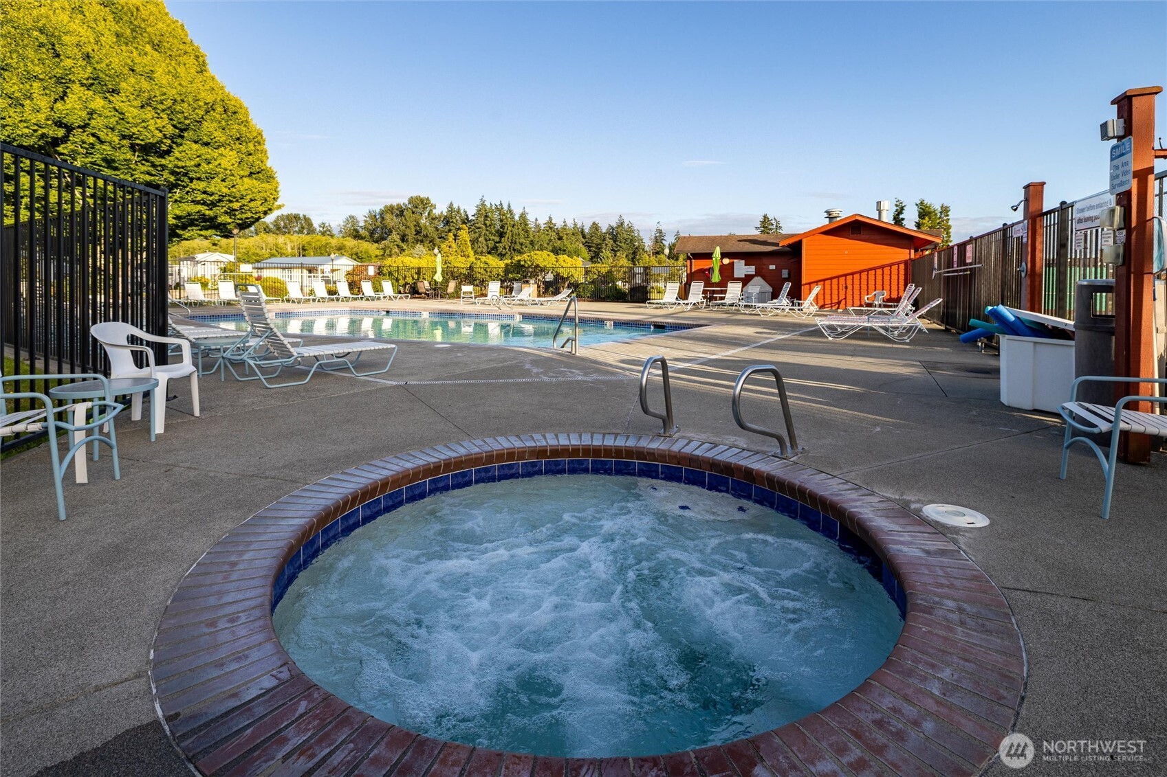 property viewer photo 30