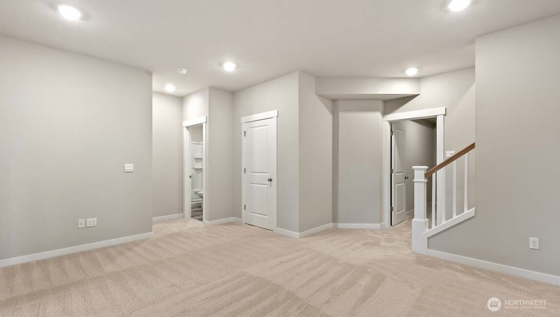 property viewer photo 2