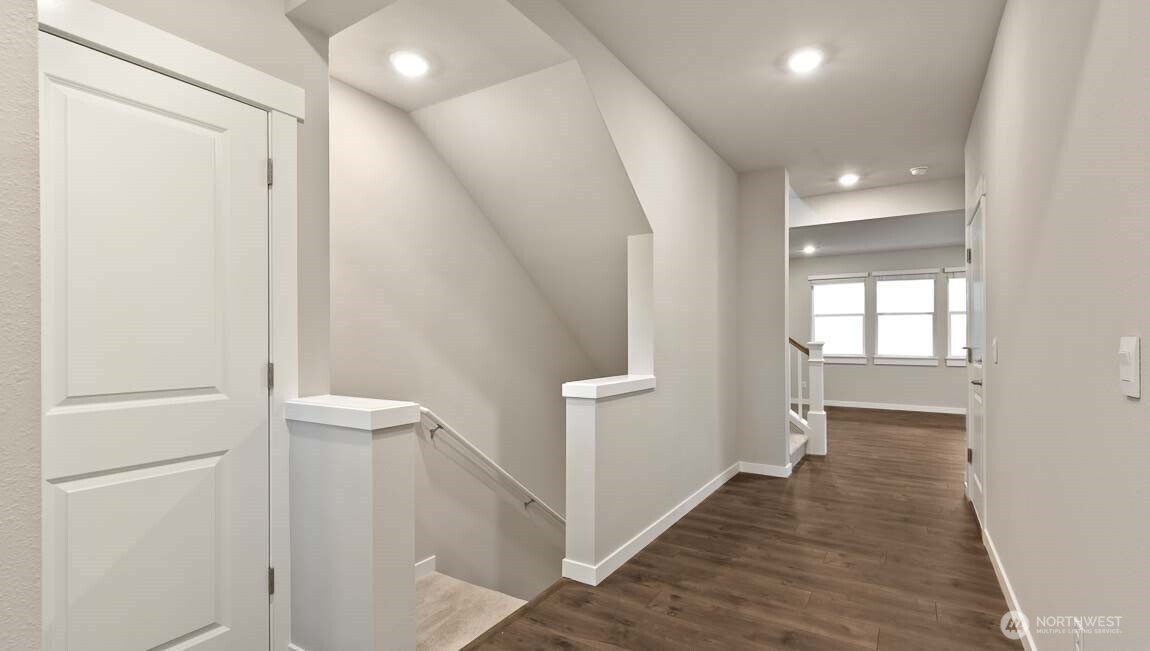 property viewer photo 3