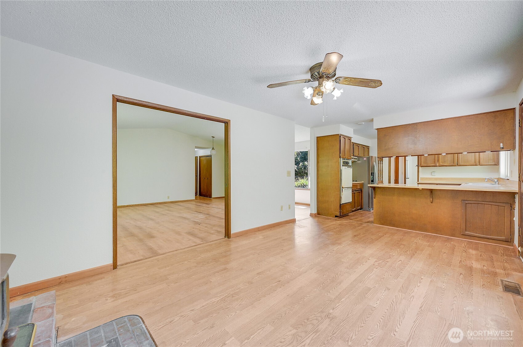 property viewer photo 15