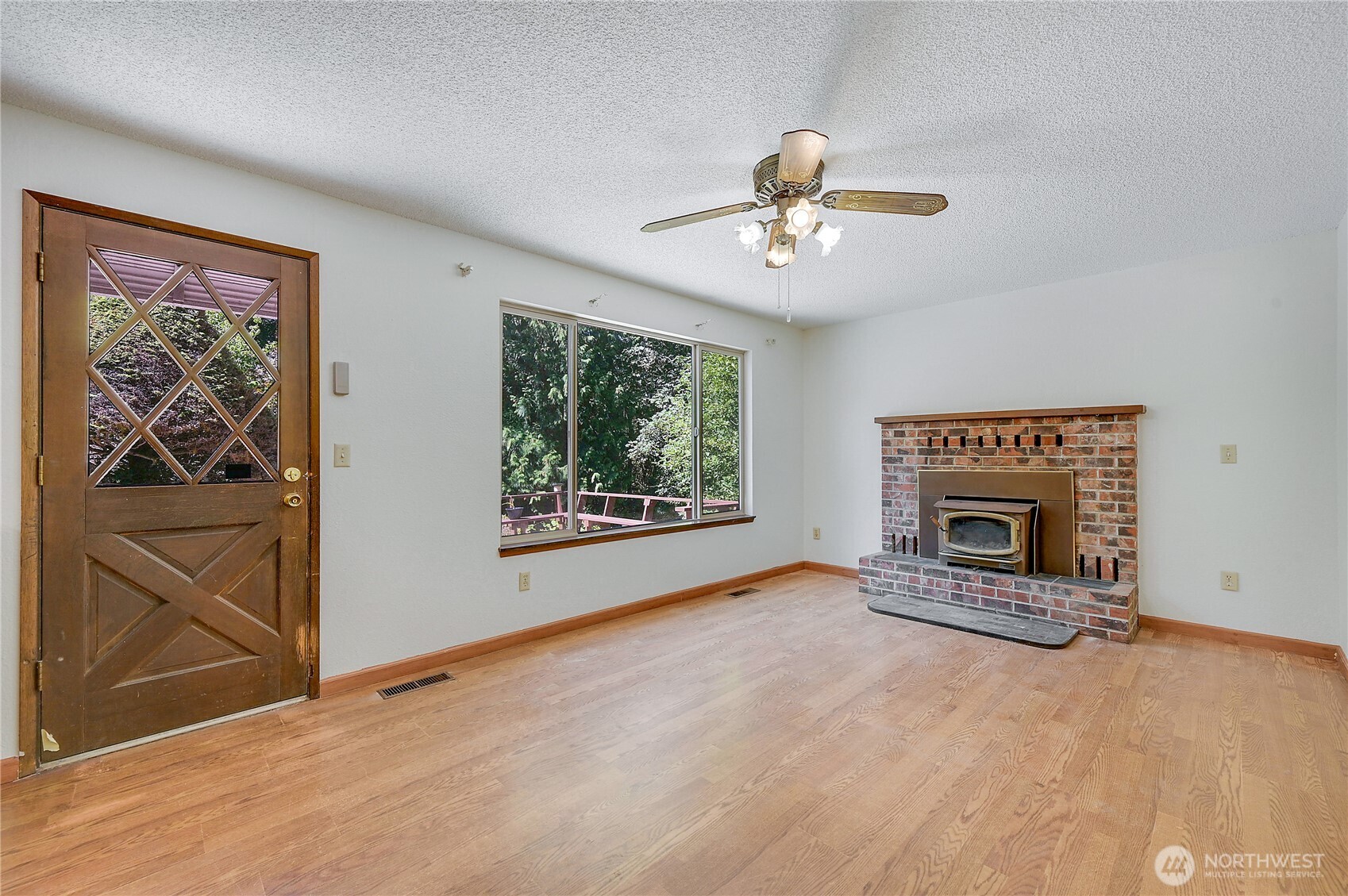 property viewer photo 17