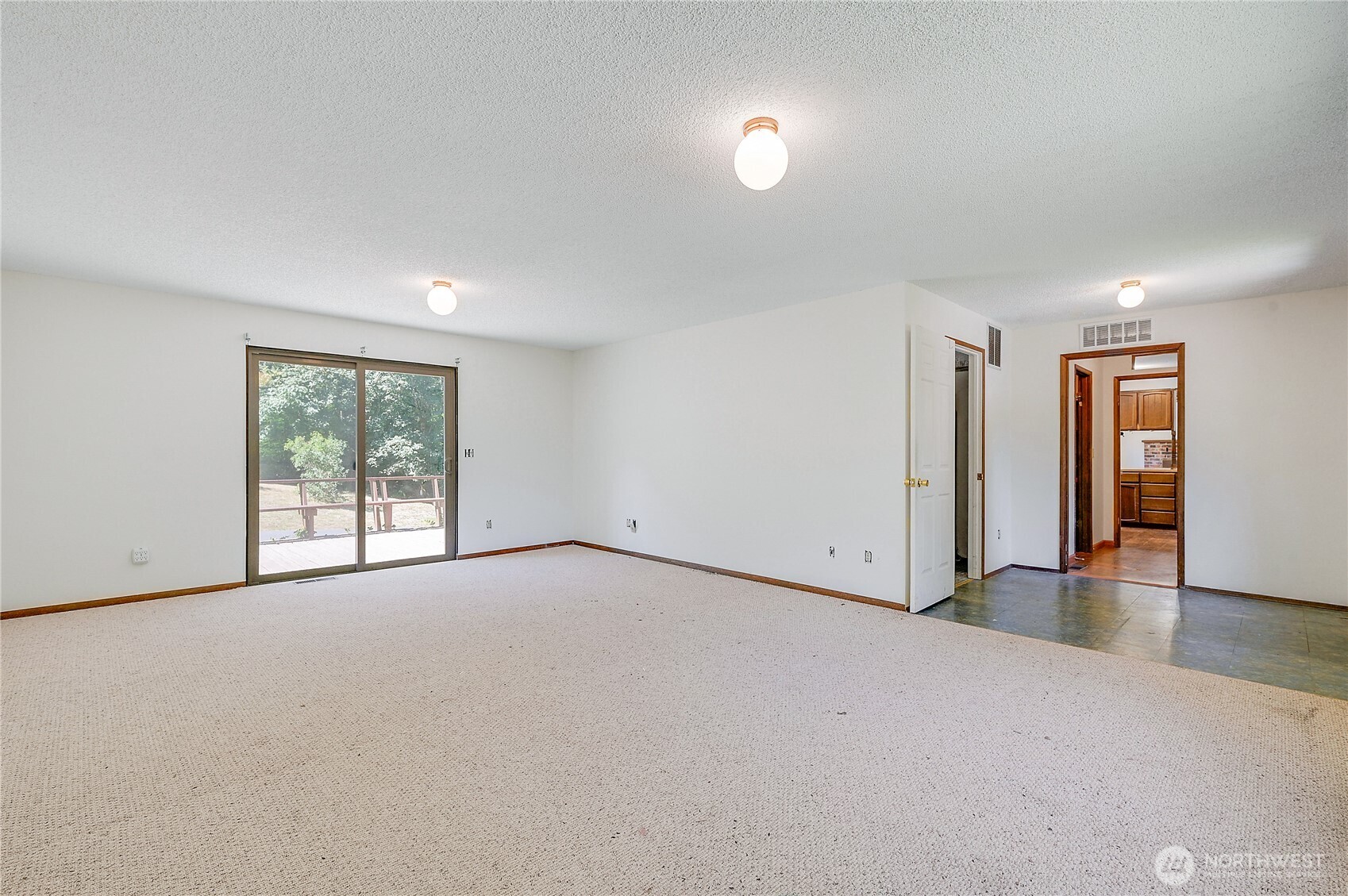 property viewer photo 25