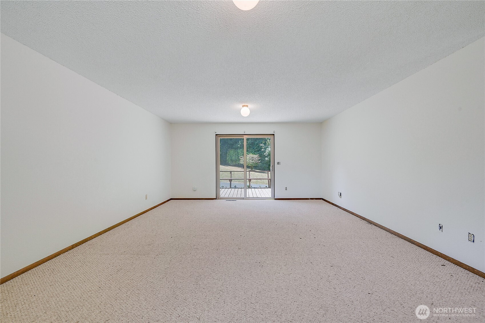 property viewer photo 27