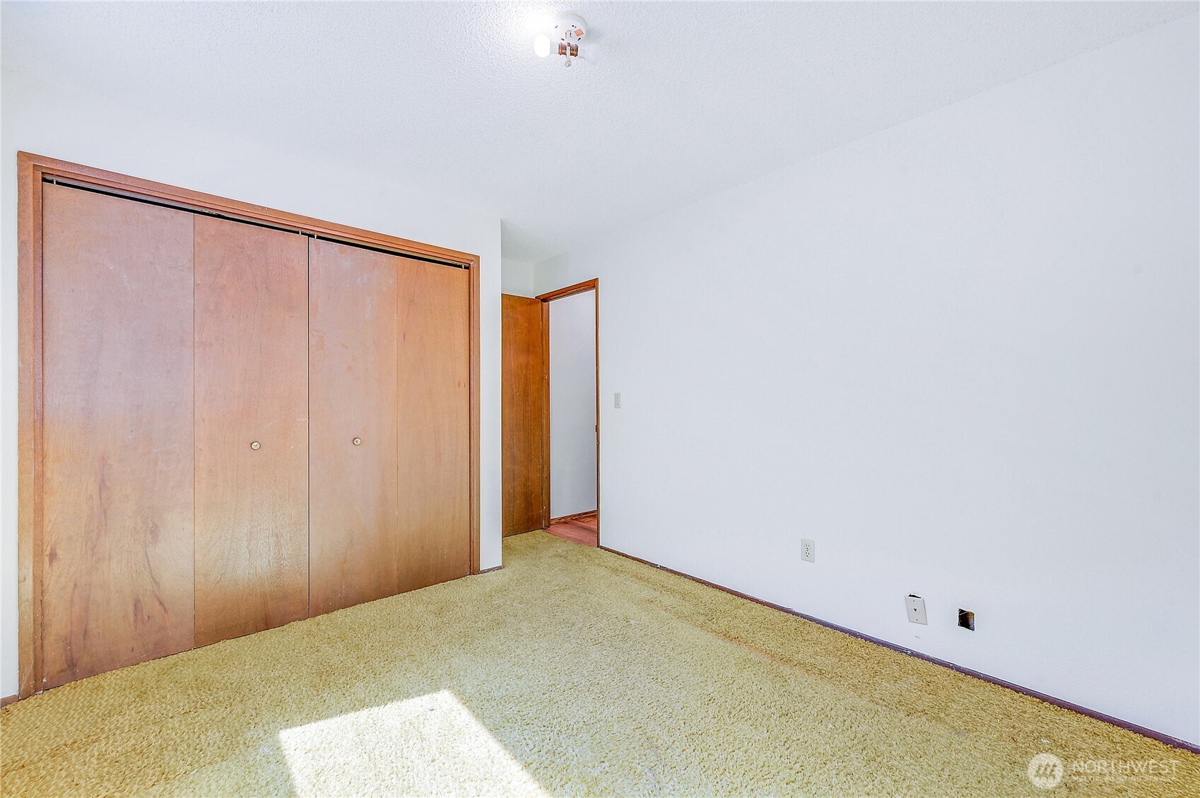 property viewer photo 38