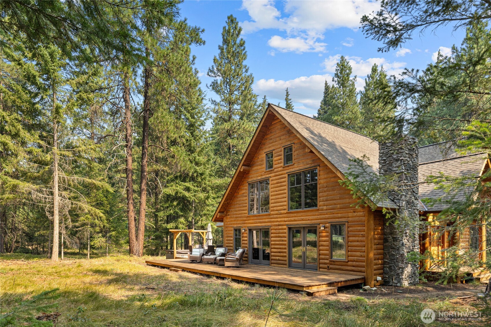 main property photo 14