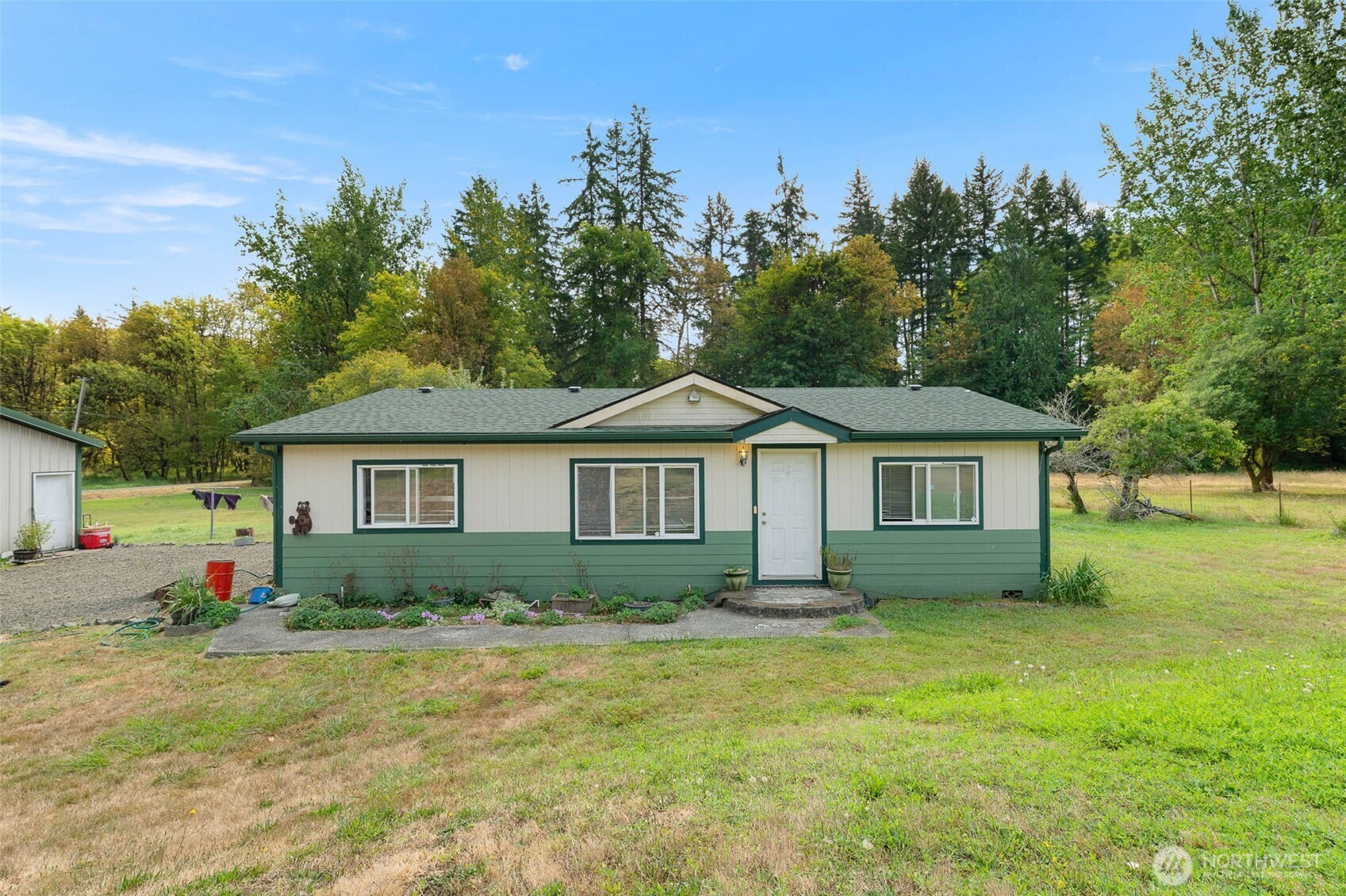 main property photo 0