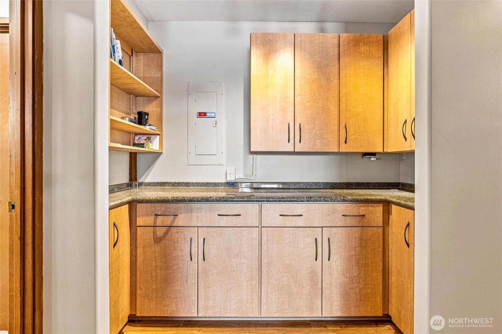 property viewer photo 19
