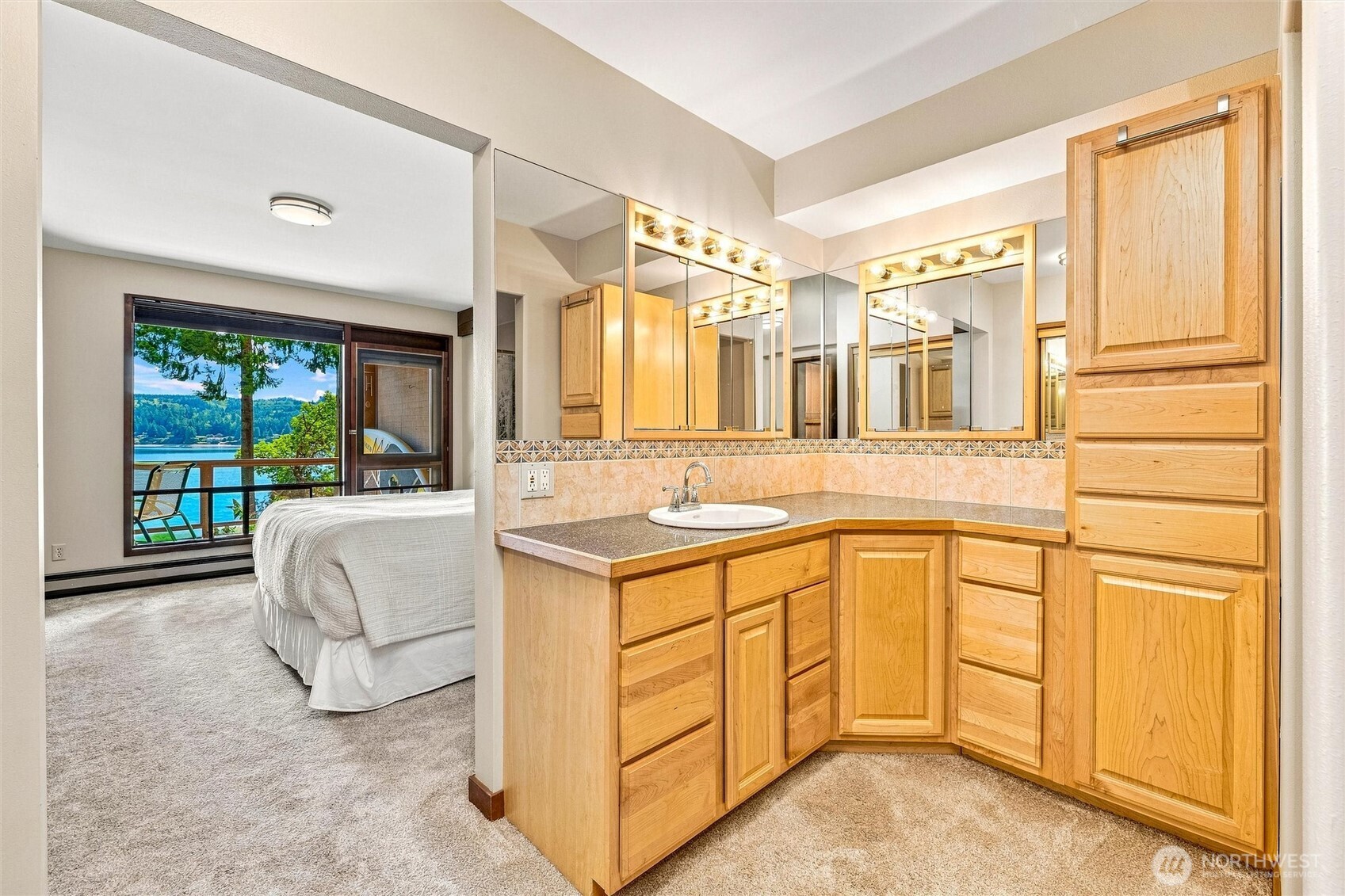 property viewer photo 25