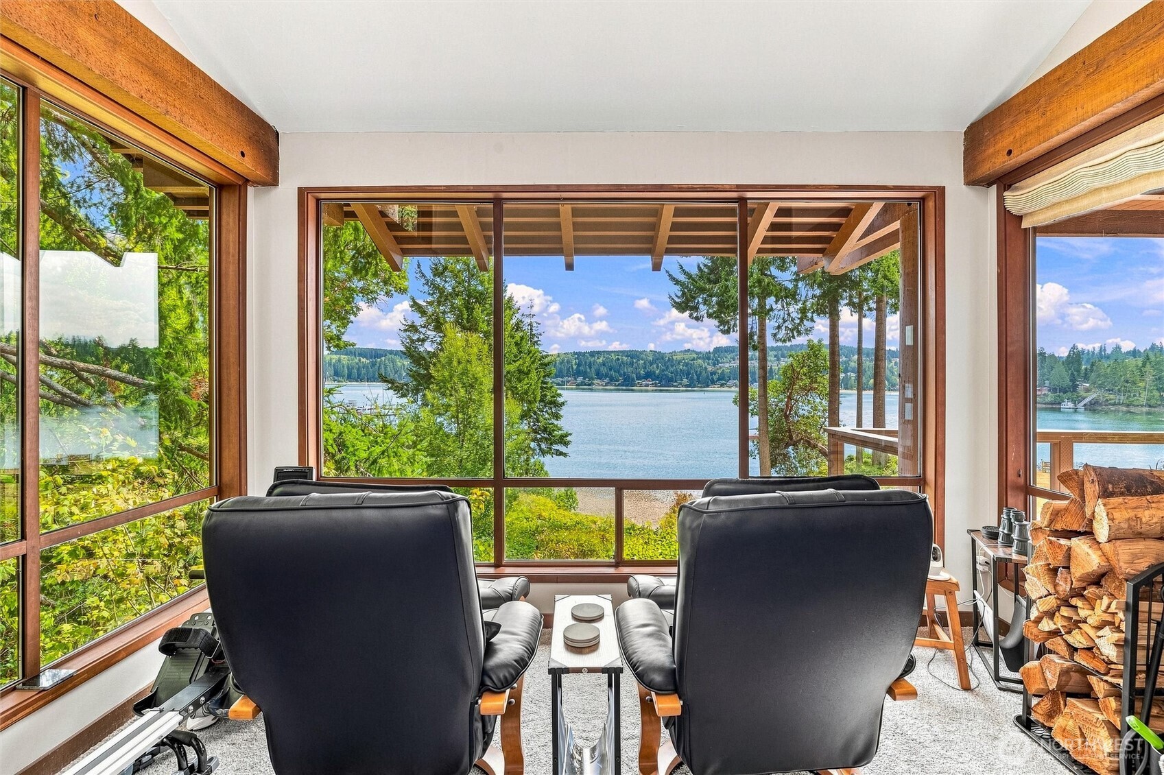 property viewer photo 5