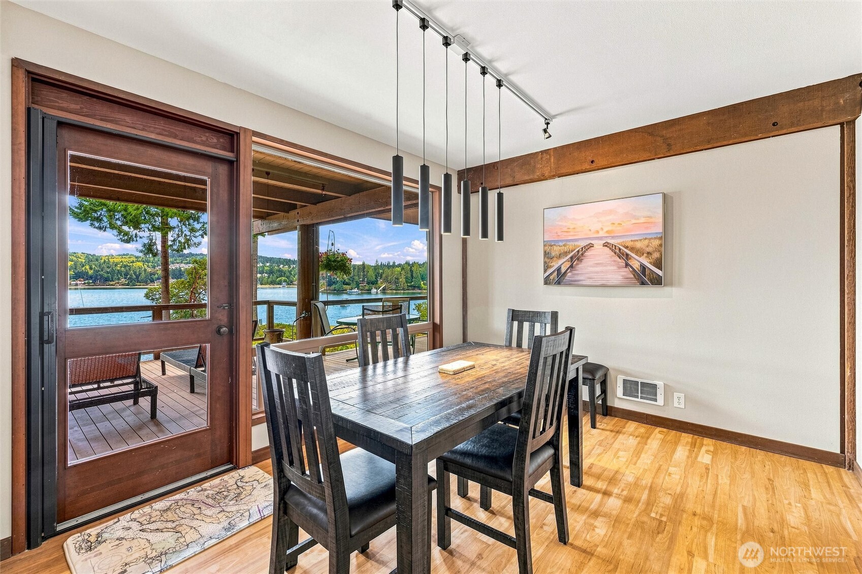 property viewer photo 7