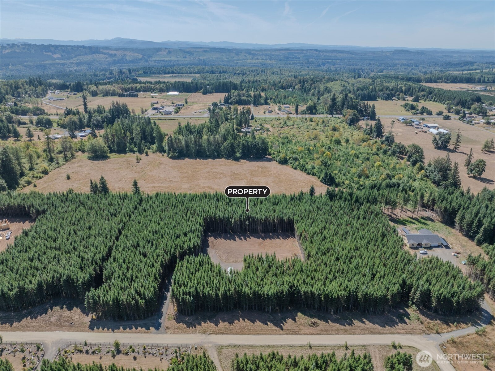 main property photo 14