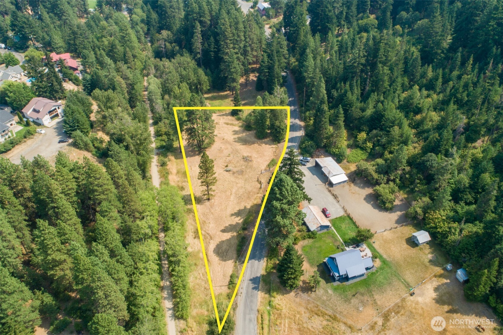 main property photo 13