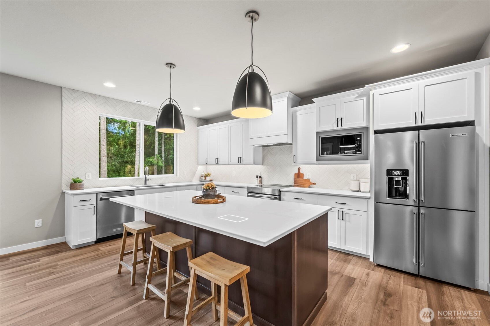 property viewer photo 12