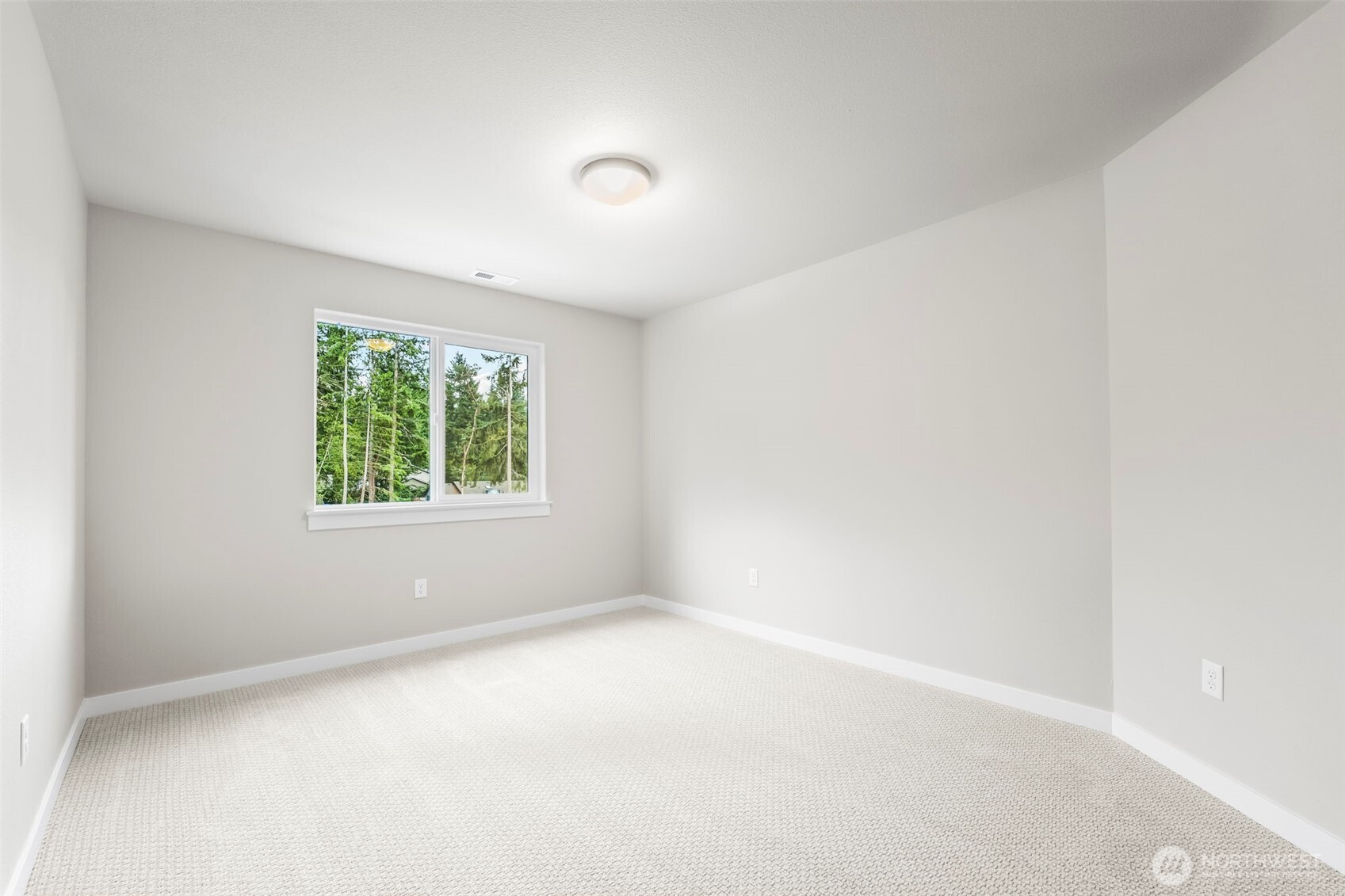 property viewer photo 29