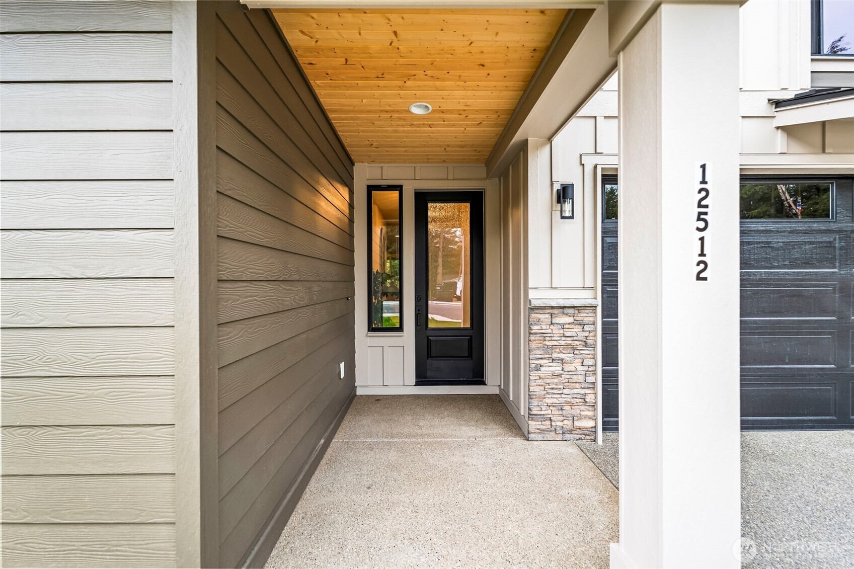 property viewer photo 3