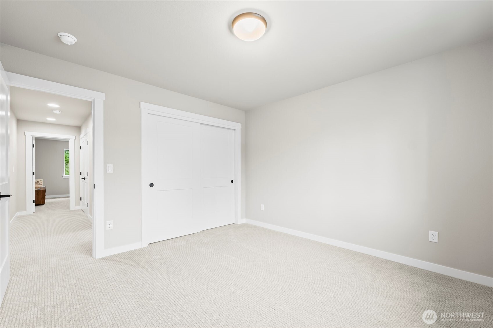 property viewer photo 30