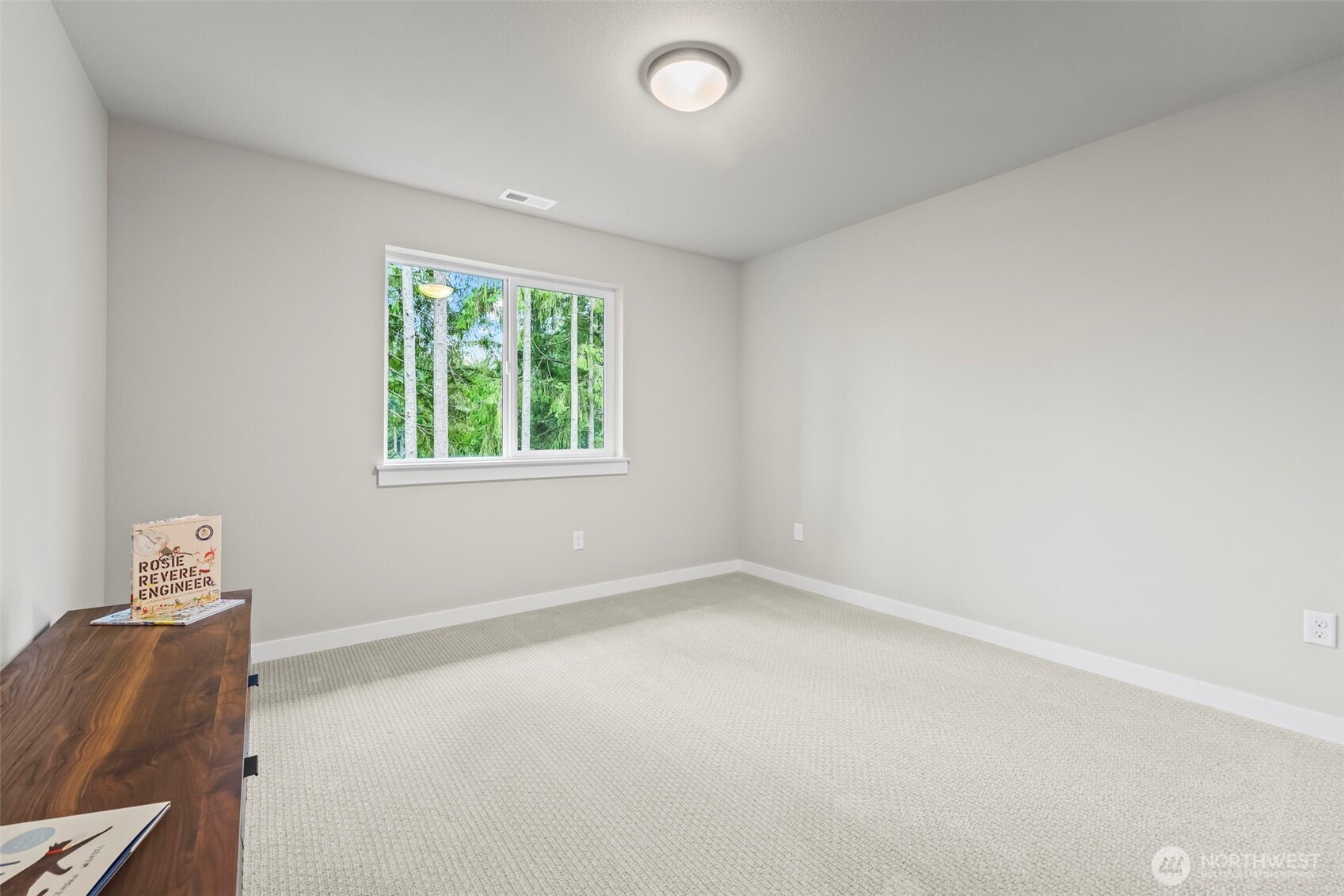 property viewer photo 32