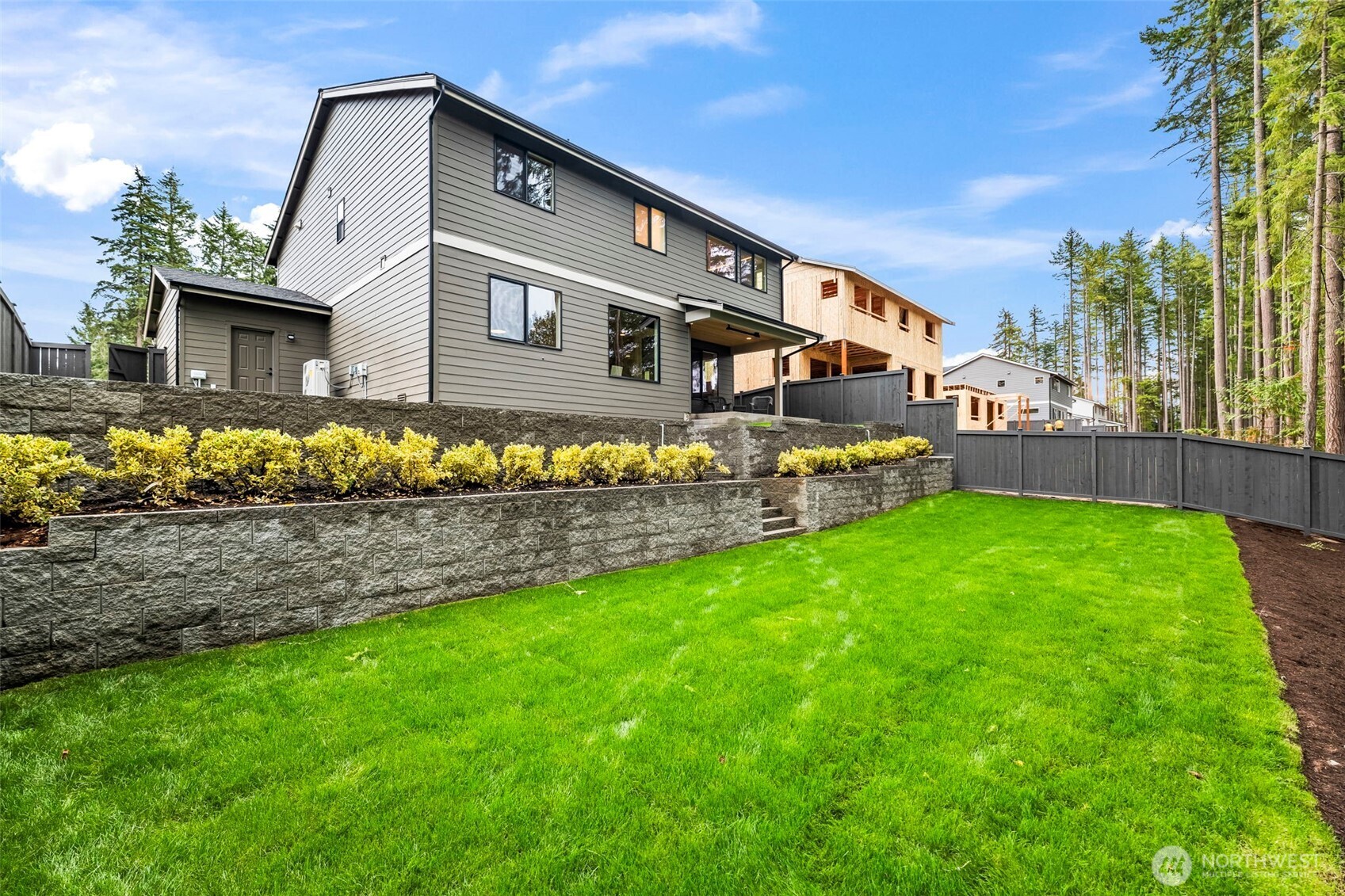 property viewer photo 35