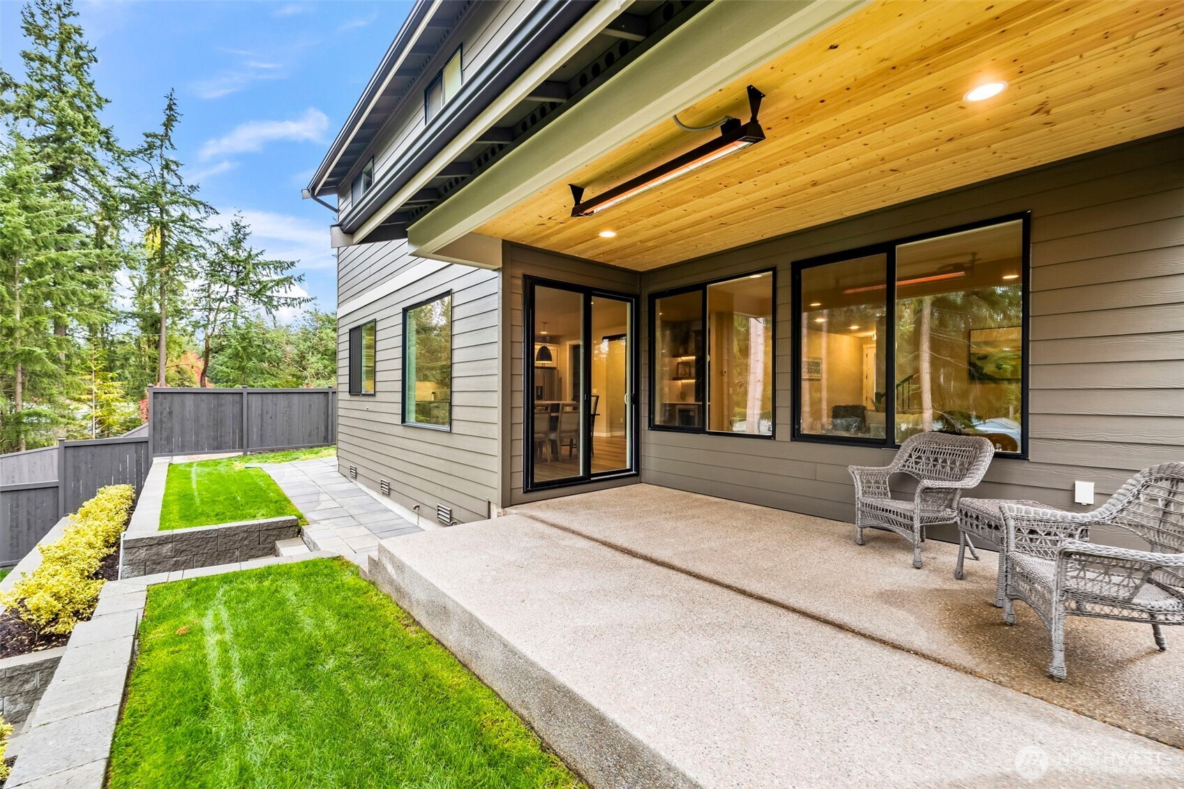 property viewer photo 37