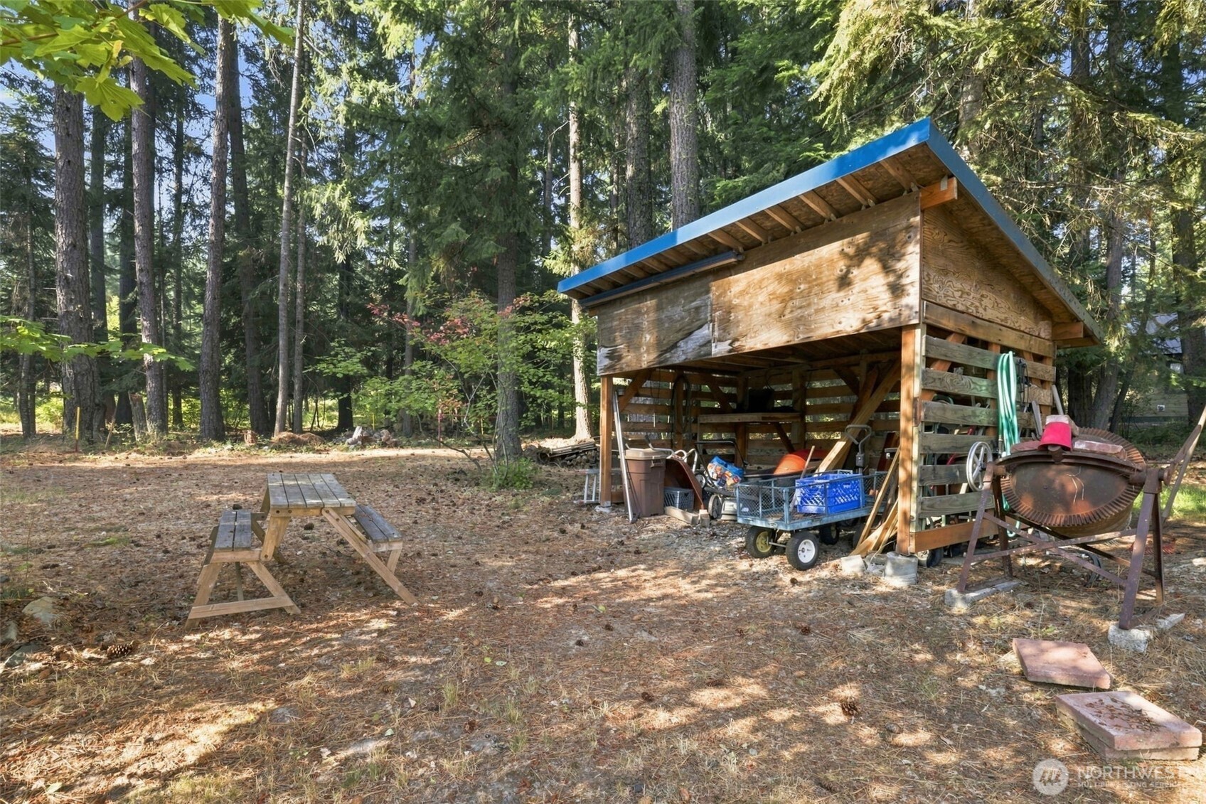 main property photo 14