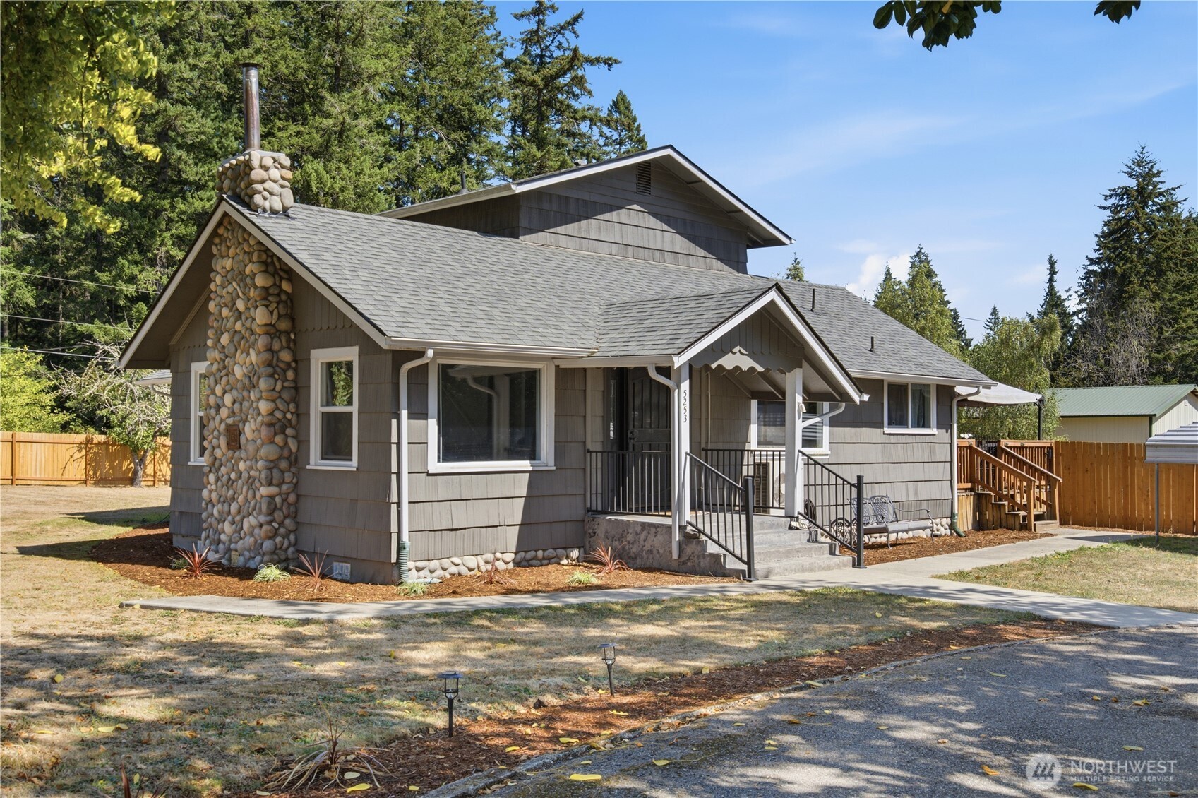 main property photo 0