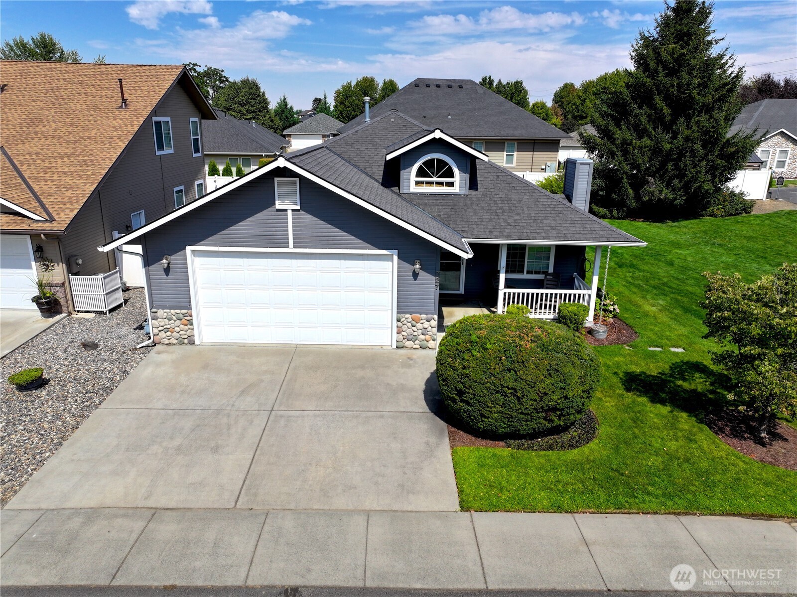 main property photo 0