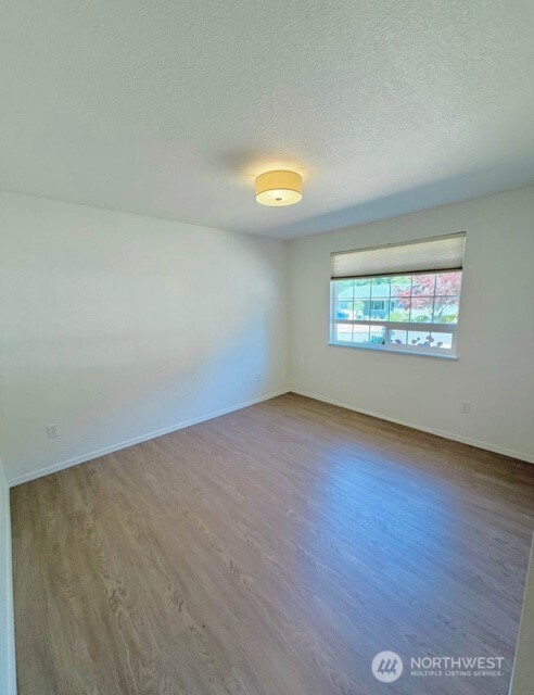 property viewer photo 17