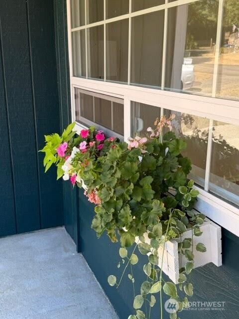 property viewer photo 3