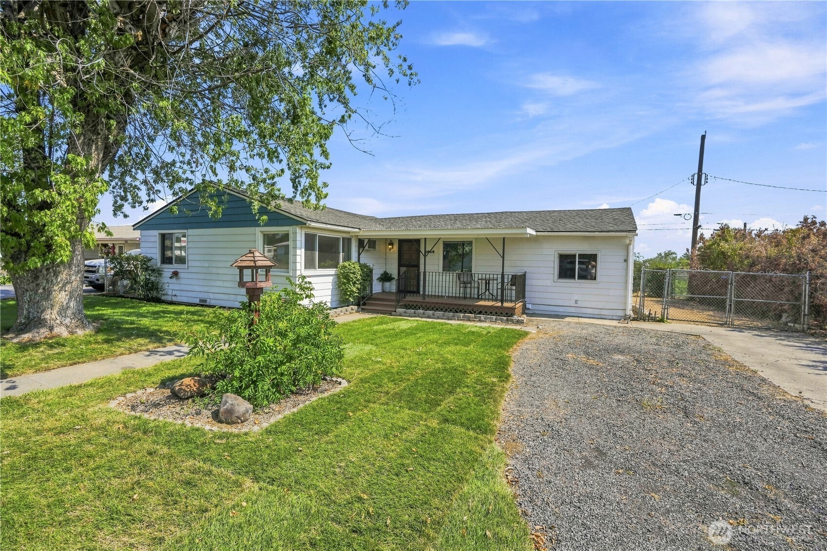 main property photo 0