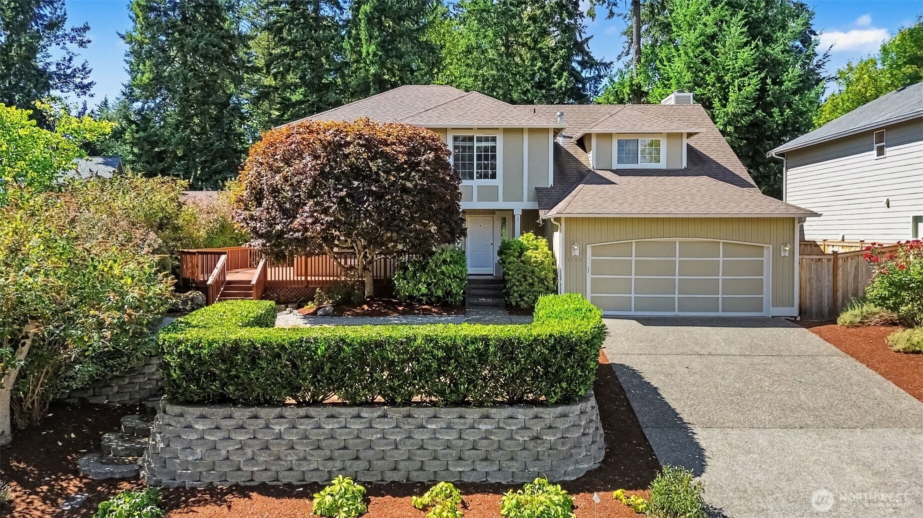 main property photo 0